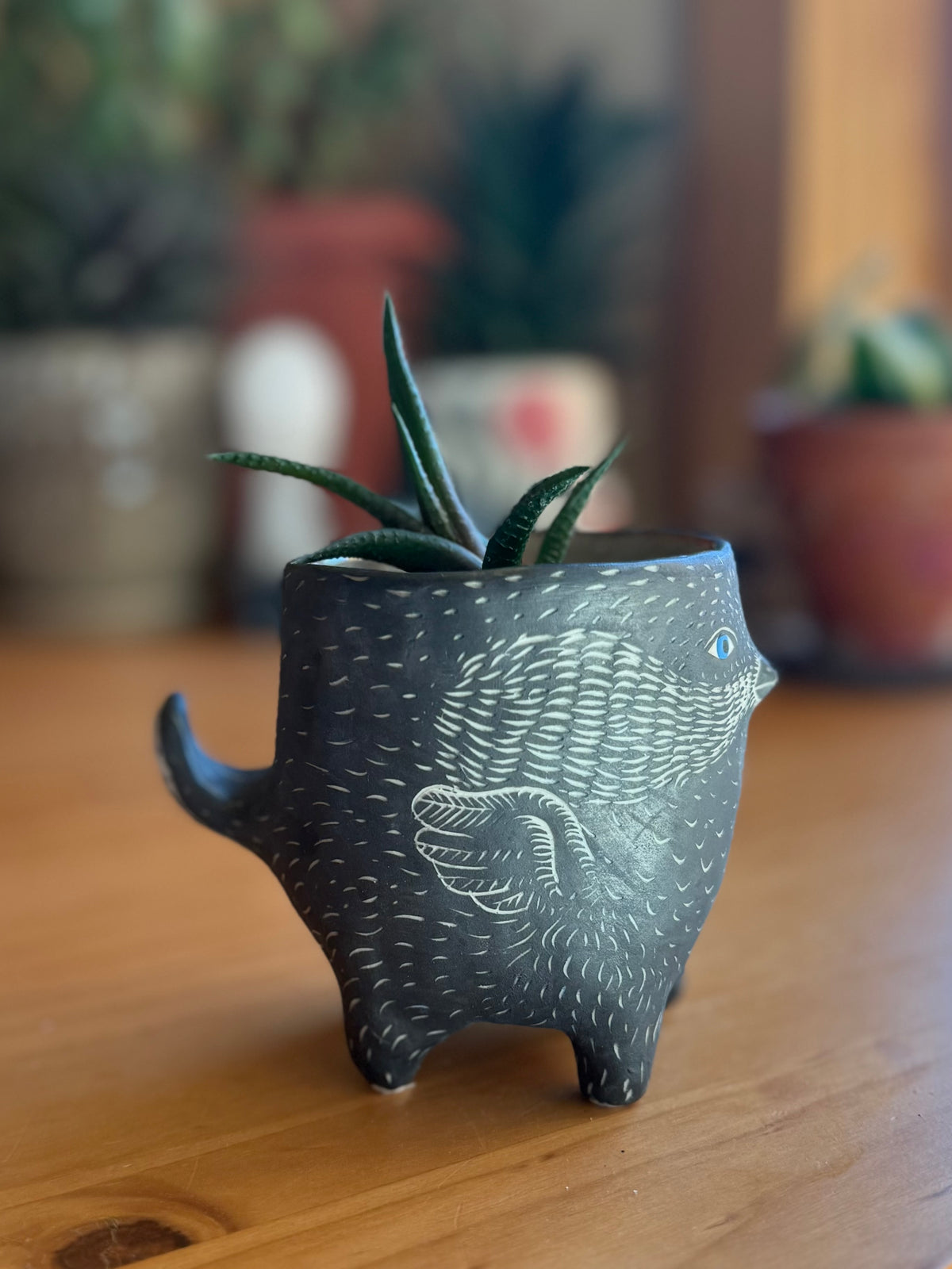 Bird creature planter