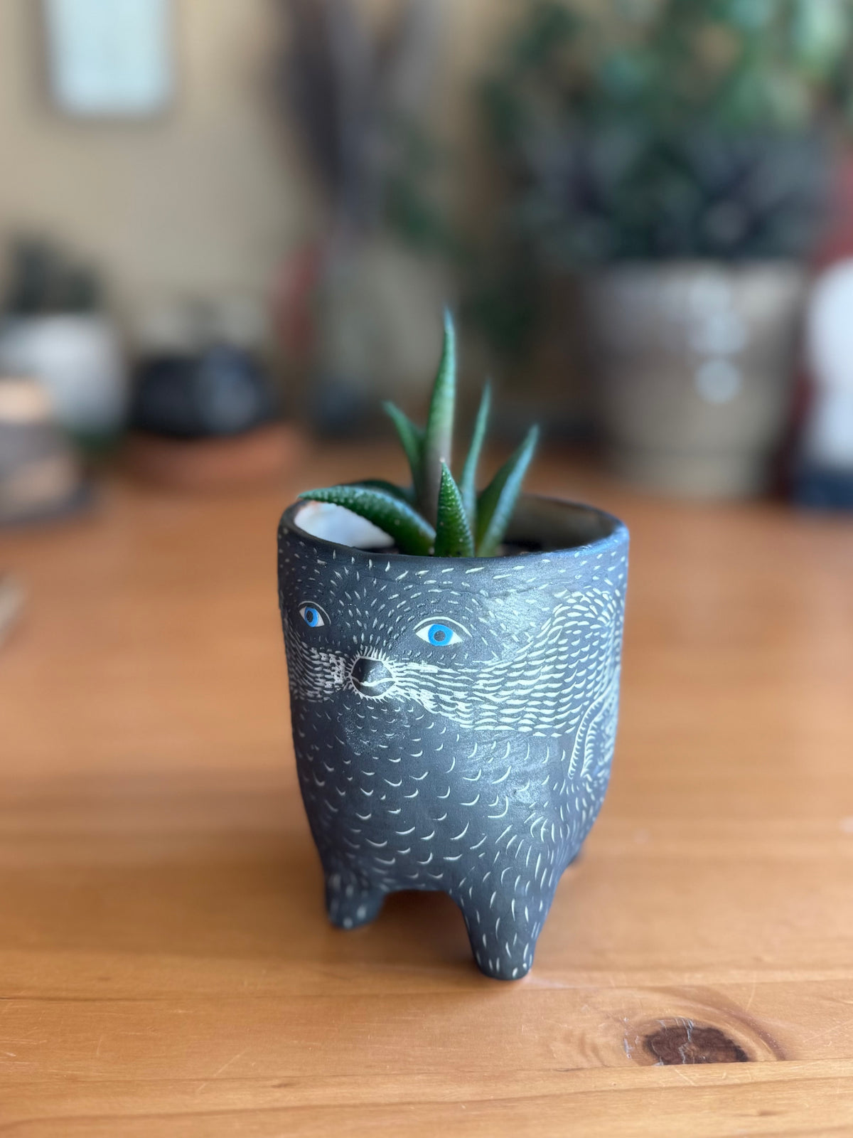 Bird creature planter